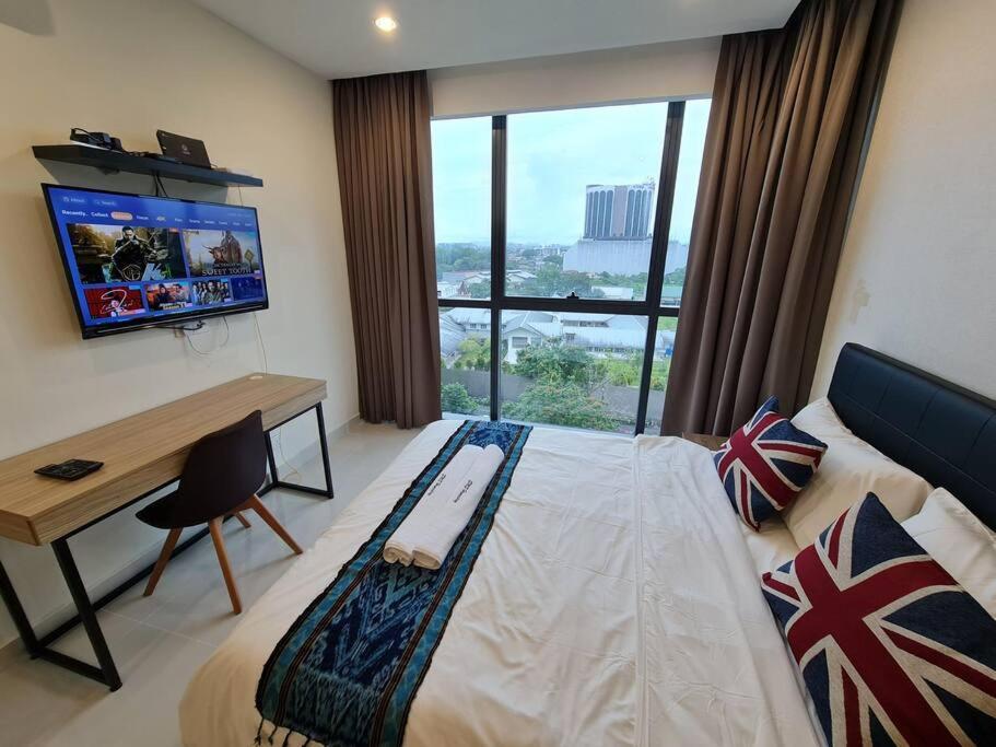 Lovely Kozi Square Studio Bedroom With Pool Lv5D 쿠칭 외부 사진